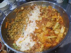 -山·烤辣鸡韩国料理(西溪路店)