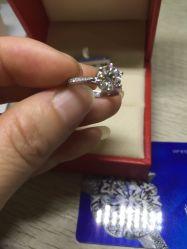 -威德钻石-克拉钻大本营(南京东路店)