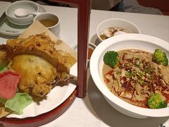 -江城小馆陕南妈妈菜·全球旅行餐厅(钟楼店)