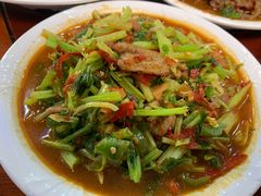 毛芹菜拌面-托克逊老四号餐厅