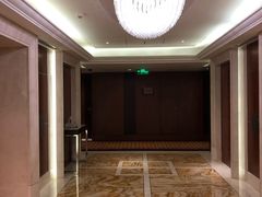 -上海雅居乐万豪侯爵酒店