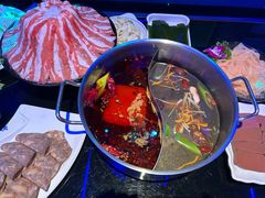 -唯爱KTV聚会餐厅(仙林东城汇店)