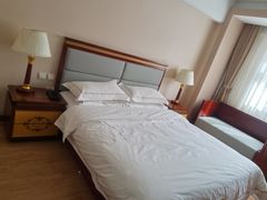 -赤峰美林谷四季山度假酒店