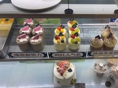 -焙丽拾光(麦凯乐直营店)