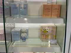 -日上免税店(三径路t3店)
