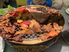 -山焱·炭火自助烤肉(周浦万达店)