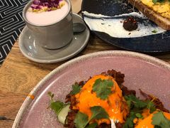 -FLOVIE FLORIST CAFE