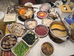 糟粕醋锅底-行运海鲜食集(北京首店)