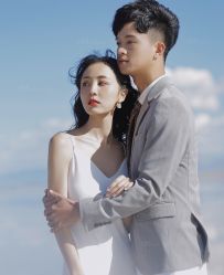 -纪梵希婚纱摄影(青岛店)