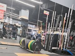 -VLines耀能运动24小时·月付制健身(京广桥店)