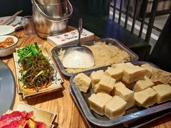 -山河屯铁锅炖鲜鹅·东北菜(开发区一店)