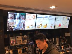 -麦当劳(新华路步步高店)