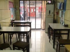 大堂-宝光熏肉鞋底火烧(新街口店)