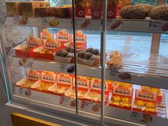 -85度C(生甜甜圈研究工坊·上海平凉店)