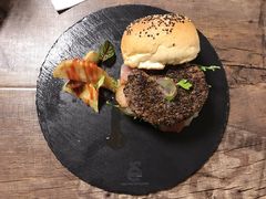 -HIGH FIVE哈福手工汉堡(桂林路店)