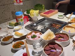 -海底捞火锅鲜切牛肉主题店(长寿路店)