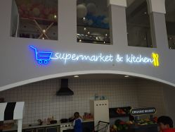 -BabyMonster小怪兽亲子派对·餐厅乐园(金月湾店)