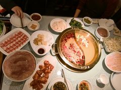 -小天鹅火锅·一线江景洪鼎旗舰店(洪崖洞店)