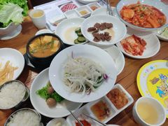 -紫霞门韩国料理烤肉(深南东路店)