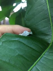 -威德钻石-克拉钻大本营(南京东路店)