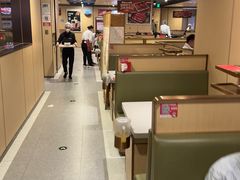 -海底捞火锅(宝龙广场夜宵主题店)