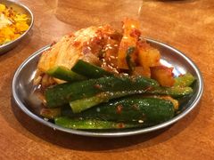 泡菜拼盘-蒜香焼肉PURUSHIN(马场路店)