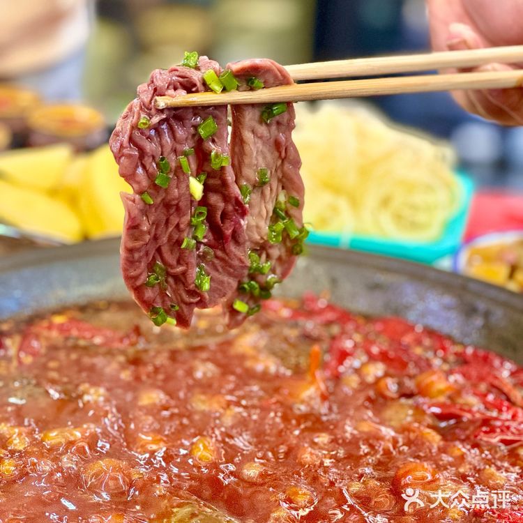 东郊记忆火了五年的老火锅,全是手工菜!