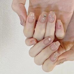 -悦指间美甲美睫