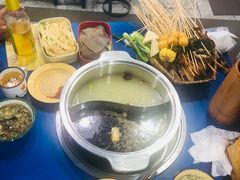 -马路边边·成都串串(翠柏路店)