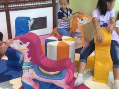 -蒙特利亲子乐园