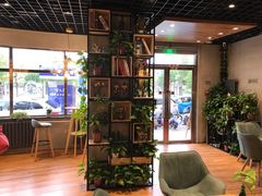 -ZING COFFEE 镜咖啡