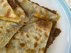 -溢心园香河肉饼总店