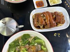 -明姨仔潮汕美食·碳炉猪脚·汕尾牛腩饭·起片鸡煲(起义路店)
