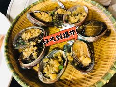 -亚龙湾亚泰商业街