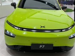 -小鹏汽车(北京龙湖长楹天街销售中心)