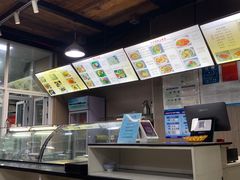 -陇上全荟兰州传统牛肉面(延吉路店)