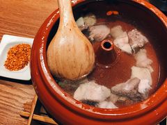 -云海肴·汽锅鸡·云南菜(天山百盛优客店)