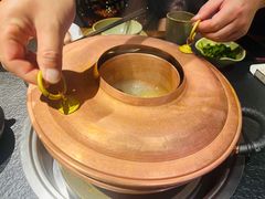 -菌自由丨野生菌火锅特色庭院餐厅(丽江古城店)