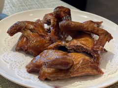 烤乳鸽-潮府馆·非遗潮州菜·世纪公园(新国际博览中心店)