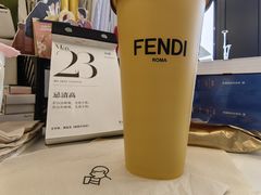 -喜茶(北京华贸购物中心店)