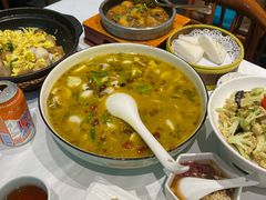 -江城小馆陕南妈妈菜·全球旅行餐厅(钟楼店)