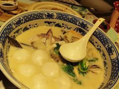 极品鱼头皇-山外山菜馆(玉泉路店)