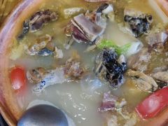 -阿婆情腊排骨火锅(金虹路店)