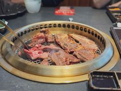 -铭牛烧肉·和牛海鲜自助(高新月牙湖店)