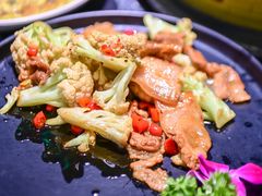 咸肉炒菜花-原味田园·客家菜·土窑鸡(中航城君尚购物中心店)