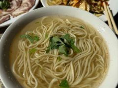 -正宗胖子抻面馆(岭东路店)