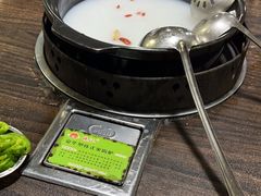 -鸿渡渔庄·特色鸭咀鱼