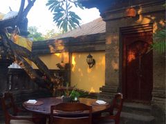 -DiAtas by Art Cafe Bumbu Bali