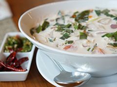 -Chom Cafe and Restaurant