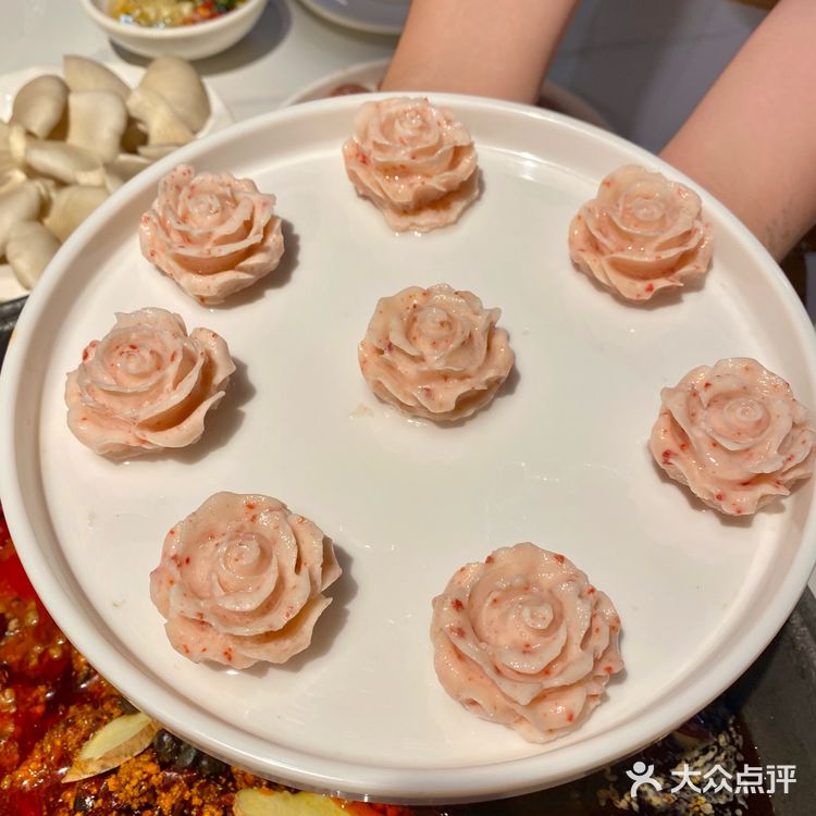 火锅脑袋集合!这家鲜菜老火锅真的会勾魂~